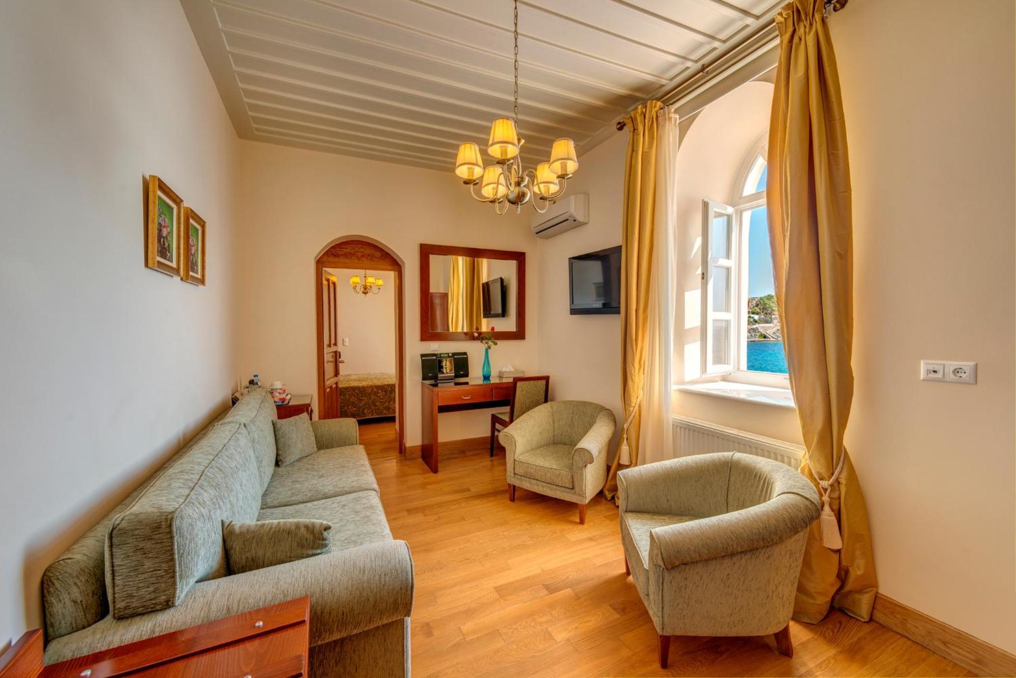 Apollonion Palace Ermoupoli Room photo